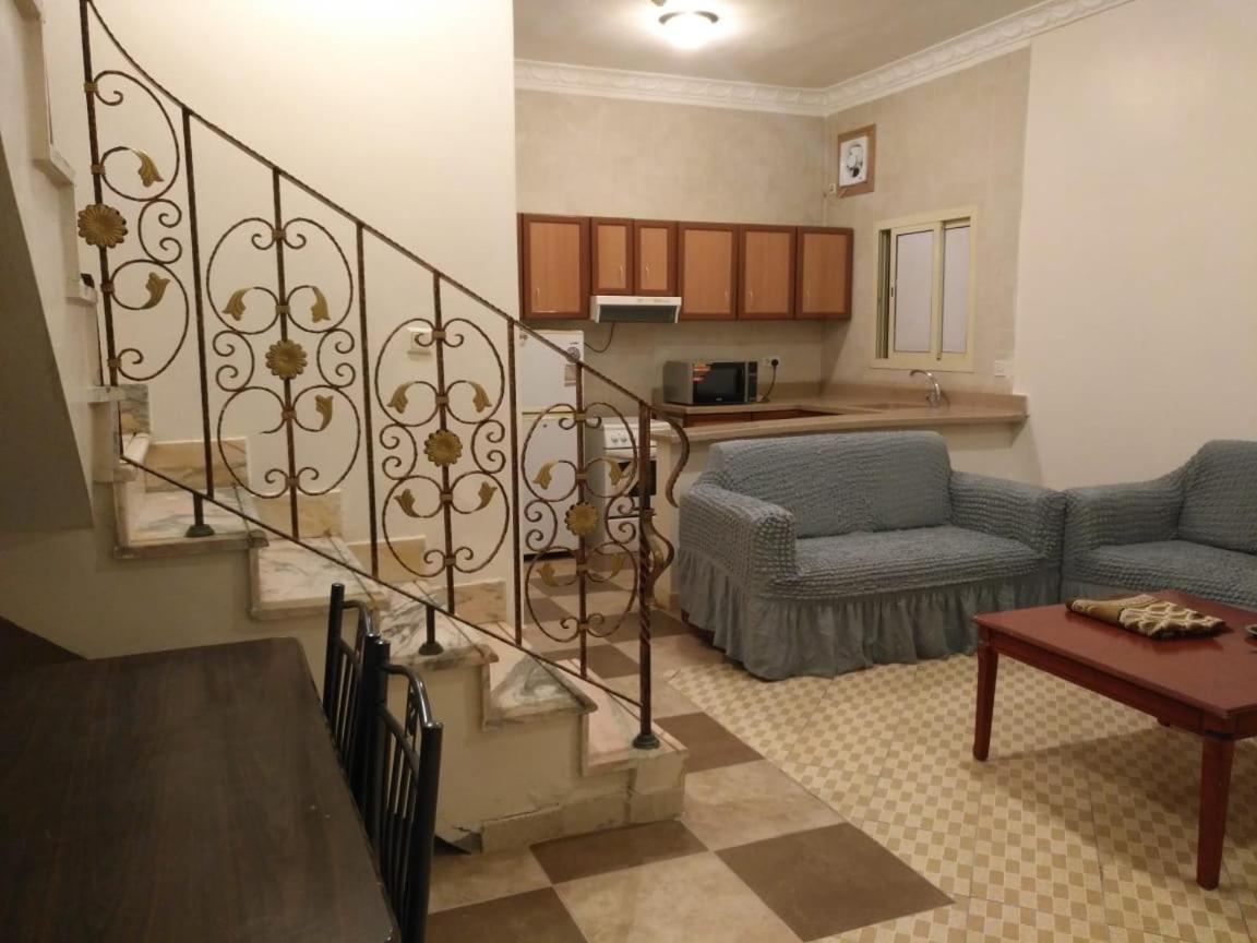 Апарт отель Loaloat Al Khobar 2 Furnished Units Экстерьер фото